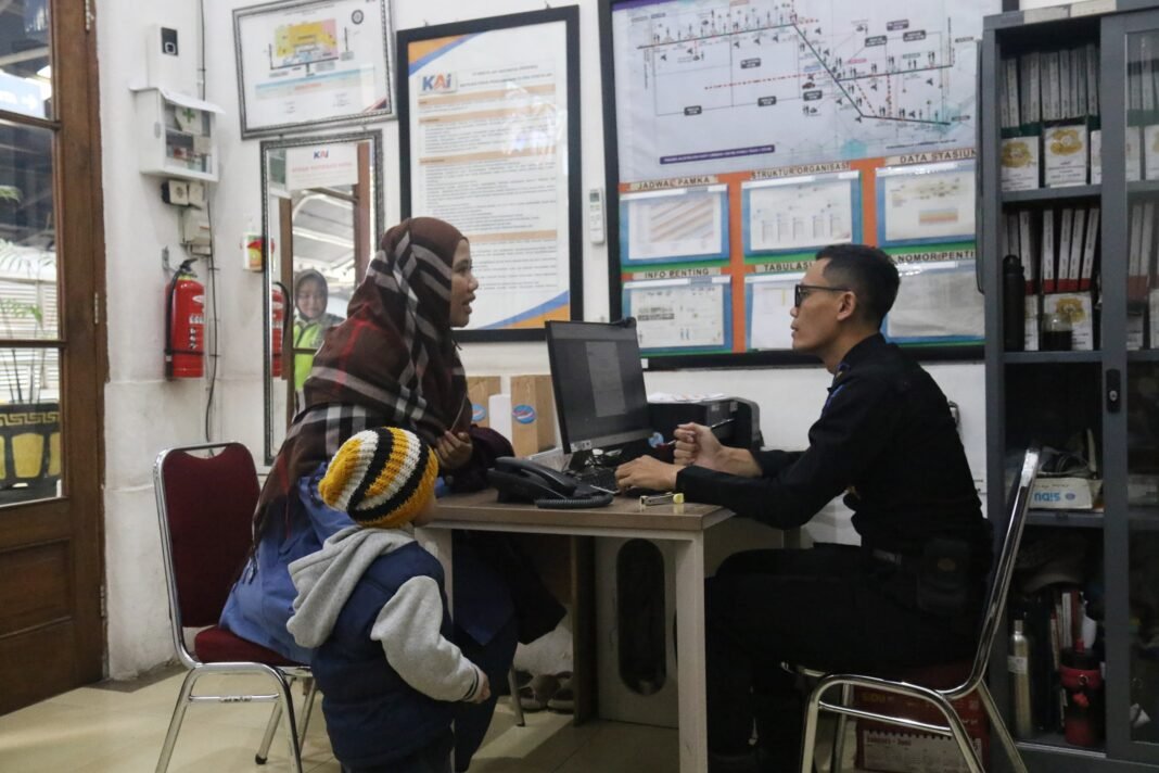 KAI Daop 3 Cirebon Amankan 684 Barang Tertinggal, Nilainya Tembus Rp702 Juta KAI Daop 3 Cirebon Amankan 684 Barang Tertinggal, Nilainya Tembus Rp702 Juta
