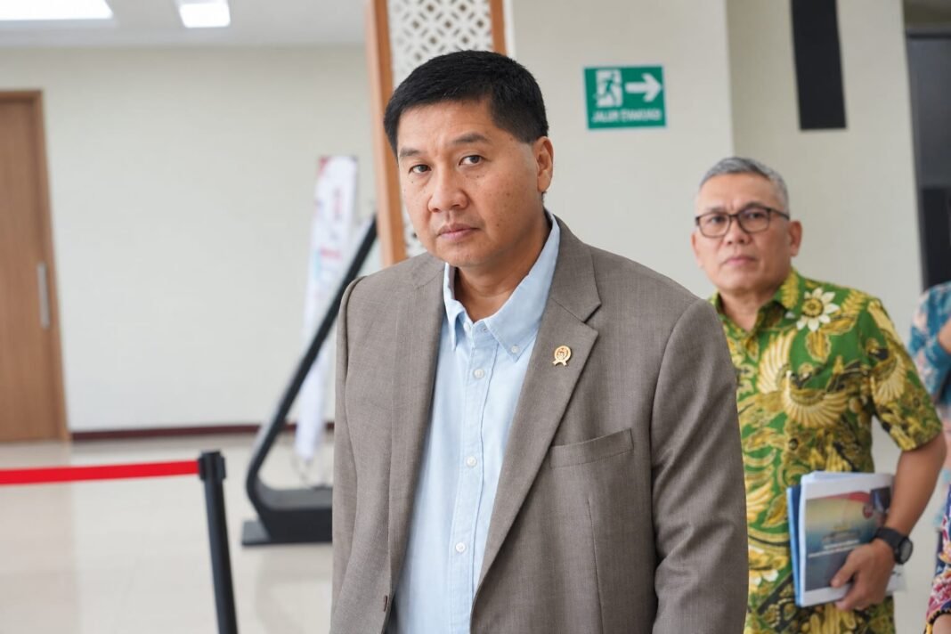 Menteri Maruarar Sirait Perkuat Sinergi Lintas Kementerian, Percepat Pemulihan Pascabencana Sumatra Menteri Maruarar Sirait Perkuat Sinergi Lintas Kementerian, Percepat Pemulihan Pascabencana Sumatra