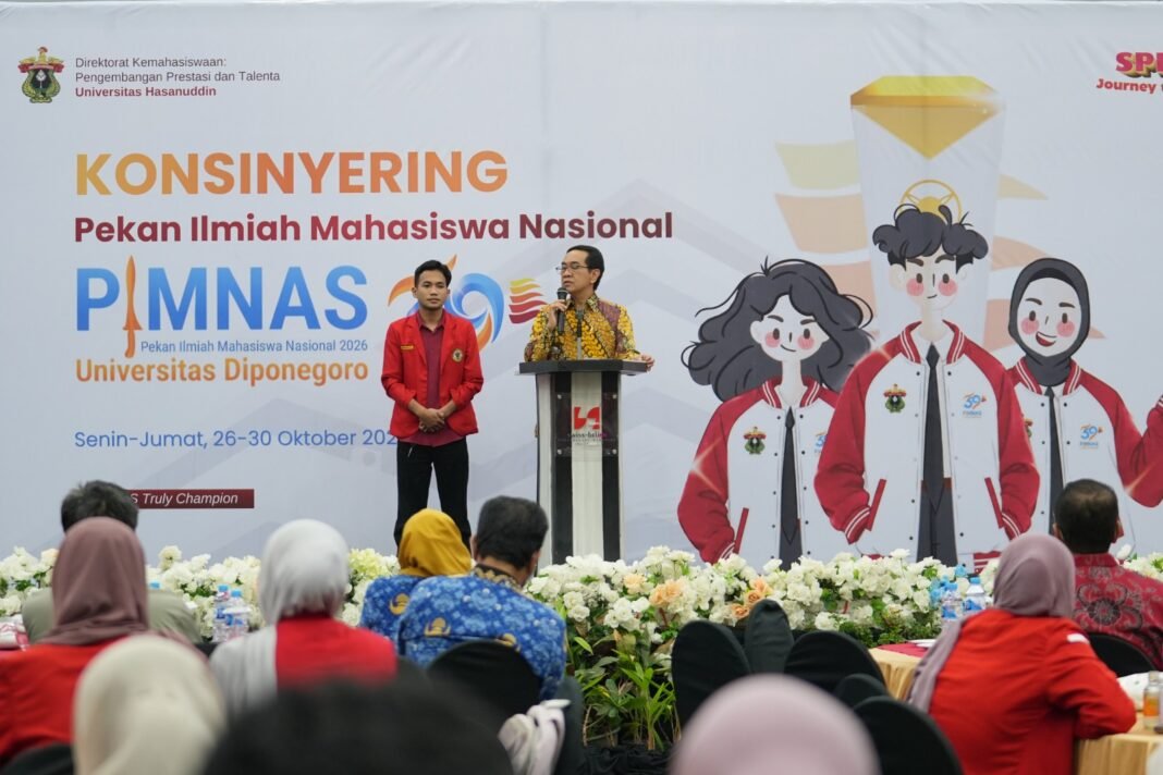 Rektor Unhas Lepas 34 Tim ke PIMNAS ke-39, Target Pertahankan Gelar Juara Umum Rektor Unhas Prof. Jamaluddin Jompa saat melepas kontingen Unhas yang akan berlaga pada Pekan Ilmiah Mahasiswa Nasional (PIMNAS) ke-39.