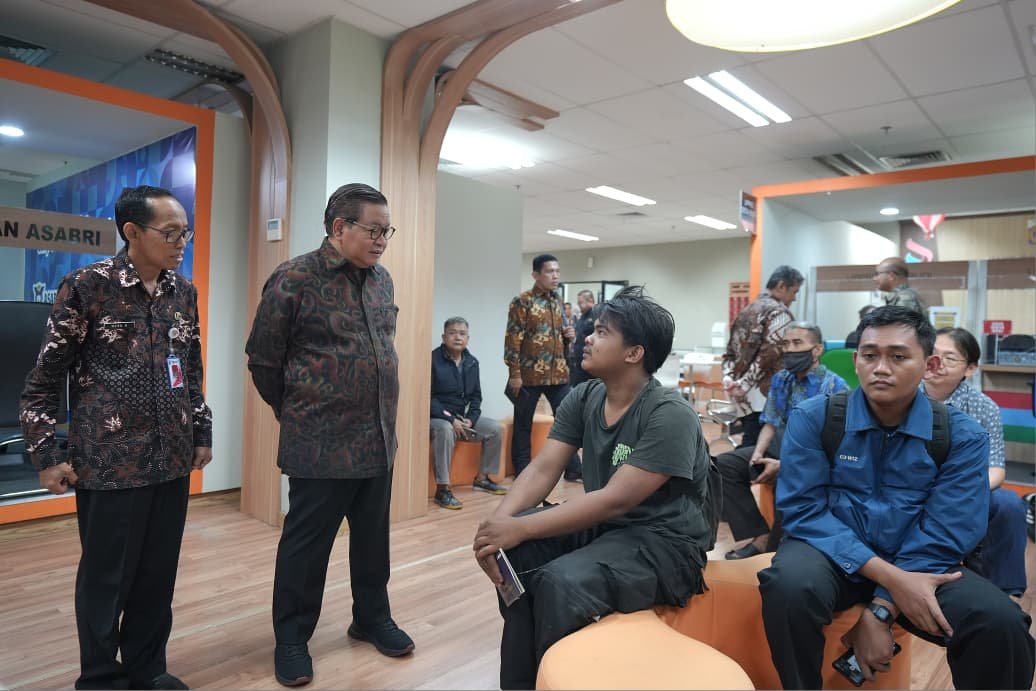 Pramono Anung Tinjau Mal Pelayanan Publik Jakarta, Dorong Digitalisasi untuk Kemajuan Investasi Pramono Anung Tinjau Mal Pelayanan Publik Jakarta, Dorong Digitalisasi untuk Kemajuan Investasi